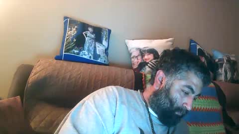 aspkt_uno_122 online show from February 28, 10:30 am