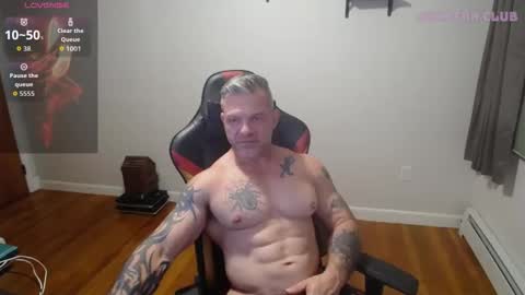 Snapshot of ass_chaser_1 chatting on October 16, 1:35 am Ass Chaser online show from October 16, 1:35 am