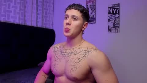 astonhills online show from October 4, 9:58 am