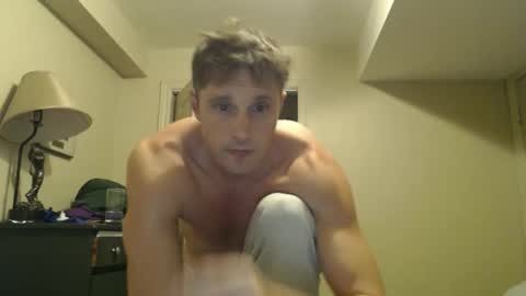 tommycb55555 online show from December 18, 4:41 am