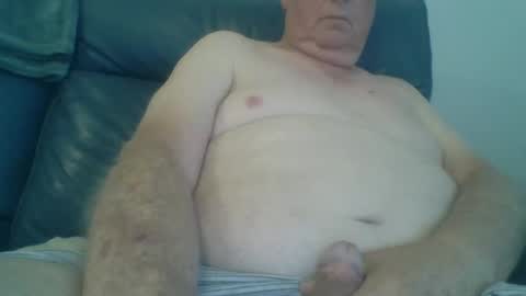 aussie1955 online show from December 3, 7:44 pm