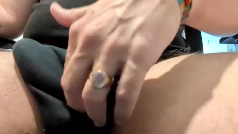 aussiediddee online show from March 25, 1:31 am