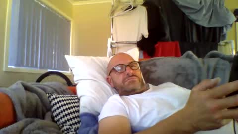 aussieguy59660 online show from January 6, 8:18 am