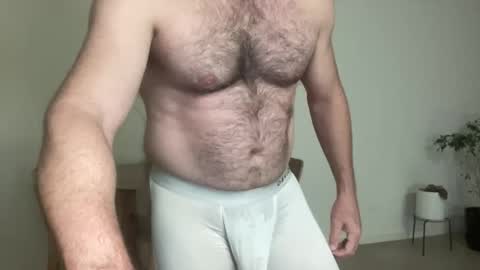 AussieMuscleDad online show from October 24, 9:33 am