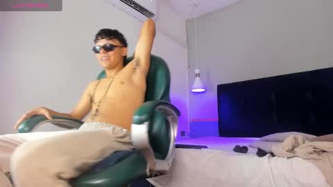 Austin online show from January 24, 4:48 am