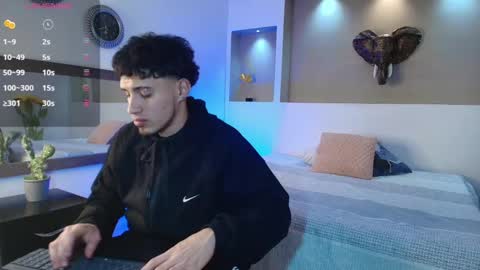 AUSTIN  online show from December 10, 3:30 am