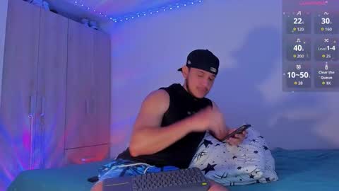 A online show from November 27, 7:50 pm