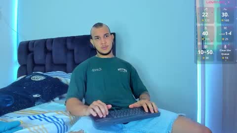 A online show from February 8, 9:52 pm