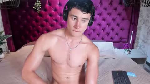 Austin  online show from February 19, 9:11 pm