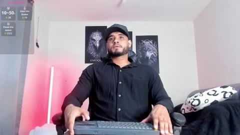 AustinTorres  online show from October 2, 2:26 am