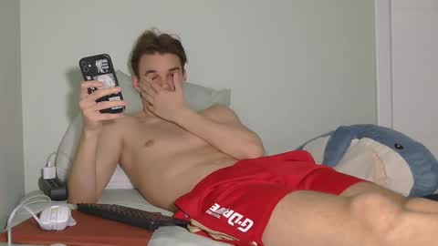 Auston 3 online show from February 7, 1:53 pm