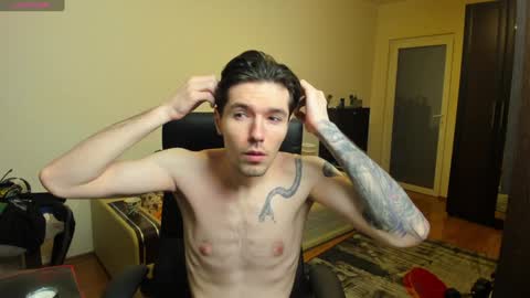 Snapshot of awesome_justin chatting on January 30, 11:33 am Justin online show from January 30, 11:33 am