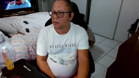 Alex online show from April 15, 8:20 pm