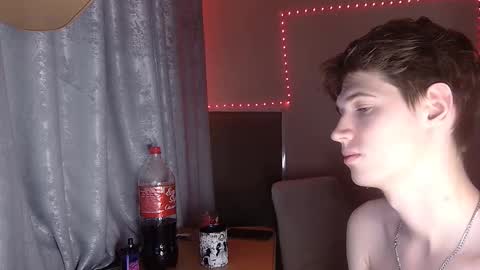 axel_0ne online show from February 13, 5:51 pm