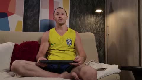 Axel Fairchaild online show from November 18, 12:42 pm