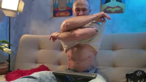 Axel Fairchaild online show from January 15, 2:09 pm