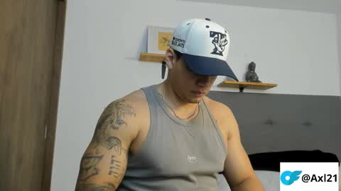 INDEPENDENT MODEL  online show from March 3, 3:58 am