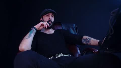 AxelColton online show from November 30, 8:05 am