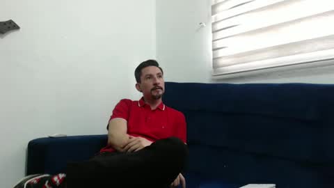 Axel Rose online show from February 15, 7:22 pm