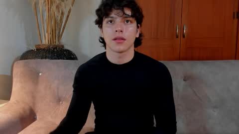 Axel Raven online show from October 16, 7:44 pm
