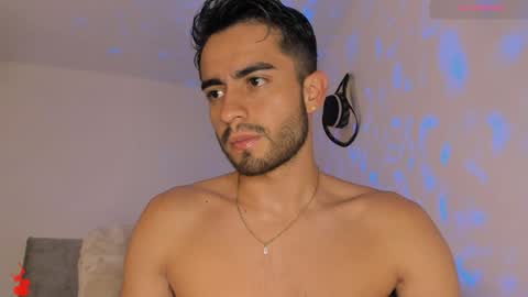 AYDAN STIVEN OF AYDANSTIVEN online show from February 4, 8:49 pm