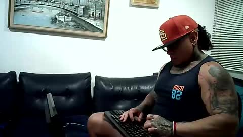 Ayrton naffah2 online show from April 20, 5:32 am