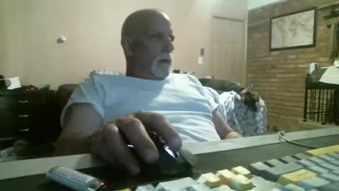 azjohnny online show from April 4, 6:49 pm