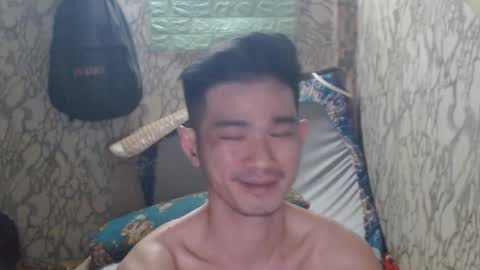 Snapshot of azn_philip chatting on December 25, 6:30 pm Philip online show from December 25, 6:30 pm