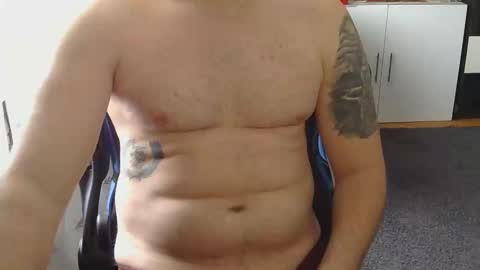 b0yplayb0y online show from April 18, 10:16 am