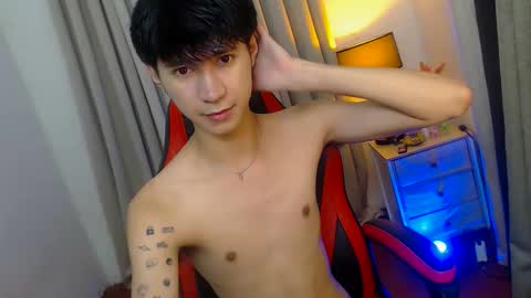 call me james online show from October 5, 9:46 am