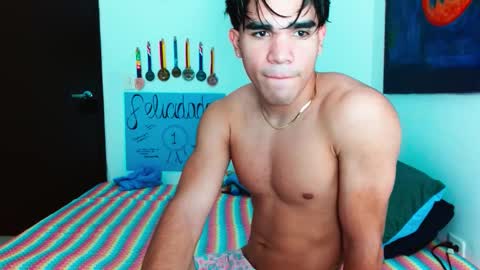 sebas online show from November 19, 10:59 am