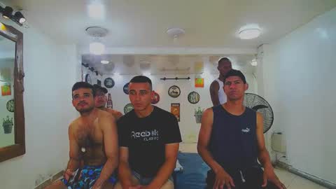 Snapshot of backyardigans chatting on December 3, 12:05 pm backyardigans online show from December 3, 12:05 pm