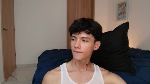 jhojan online show from November 6, 8:45 pm