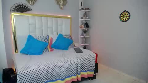 JUAN online show from April 20, 1:02 pm