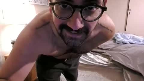 badtwister online show from February 22, 6:04 am