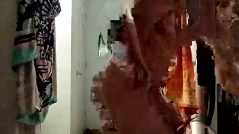 ballshanginglowaf online show from February 15, 12:24 pm