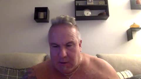 Snapshot of banana5289 chatting on September 24, 10:08 pm banana5289 online show from September 24, 10:08 pm