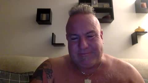 Snapshot of banana5289 chatting on September 27, 6:22 am banana5289 online show from September 27, 6:22 am