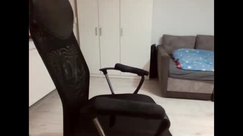 bart_1987 online show from April 20, 7:49 pm