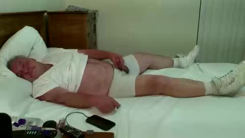 batmantux13 online show from January 1, 8:56 am