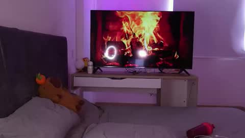 Valentino online show from January 16, 9:17 pm