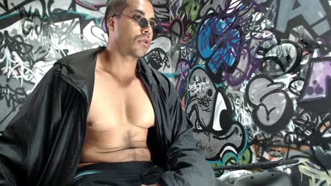 Justin online show from December 30, 4:19 pm