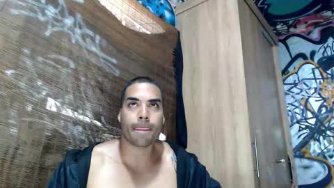 Justin online show from November 12, 7:19 pm