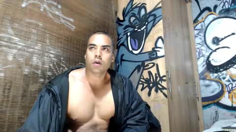 Justin online show from February 14, 8:20 am