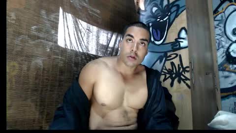 Justin online show from February 22, 4:52 pm