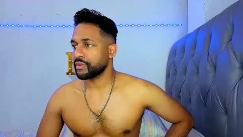 john online show from April 16, 4:23 am