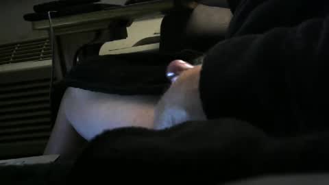 bear4146 online show from September 13, 1:01 pm