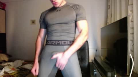 Mia and Jake online show from September 25, 10:52 pm