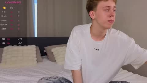 Kenny online show from September 19, 2:39 pm