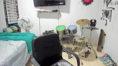 Ben online show from February 25, 11:00 pm